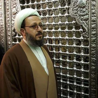 در حرم مطهر